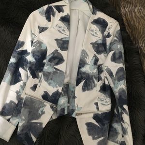 Flowery blazer